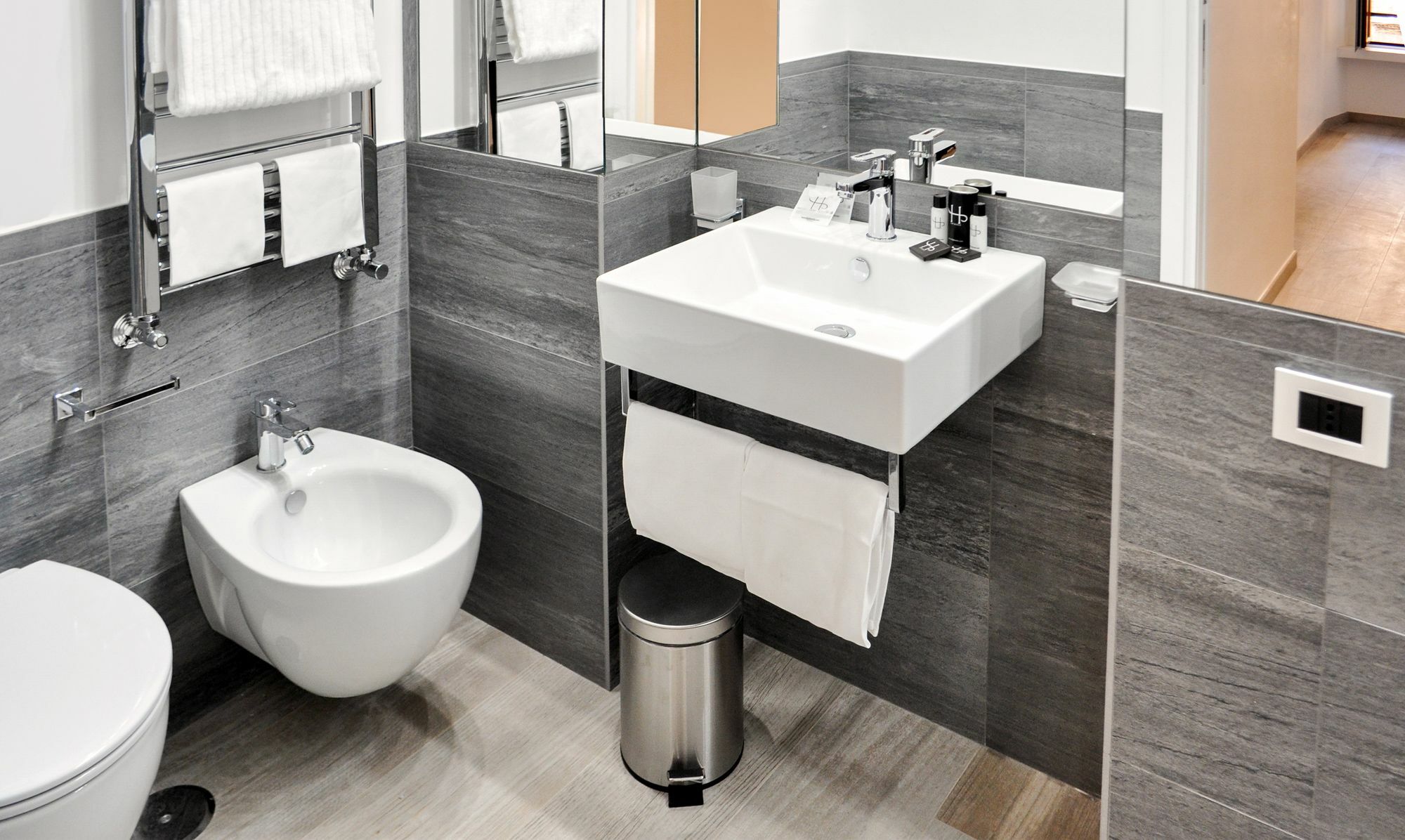 Lhp Suite Roma Termini Экстерьер фото
